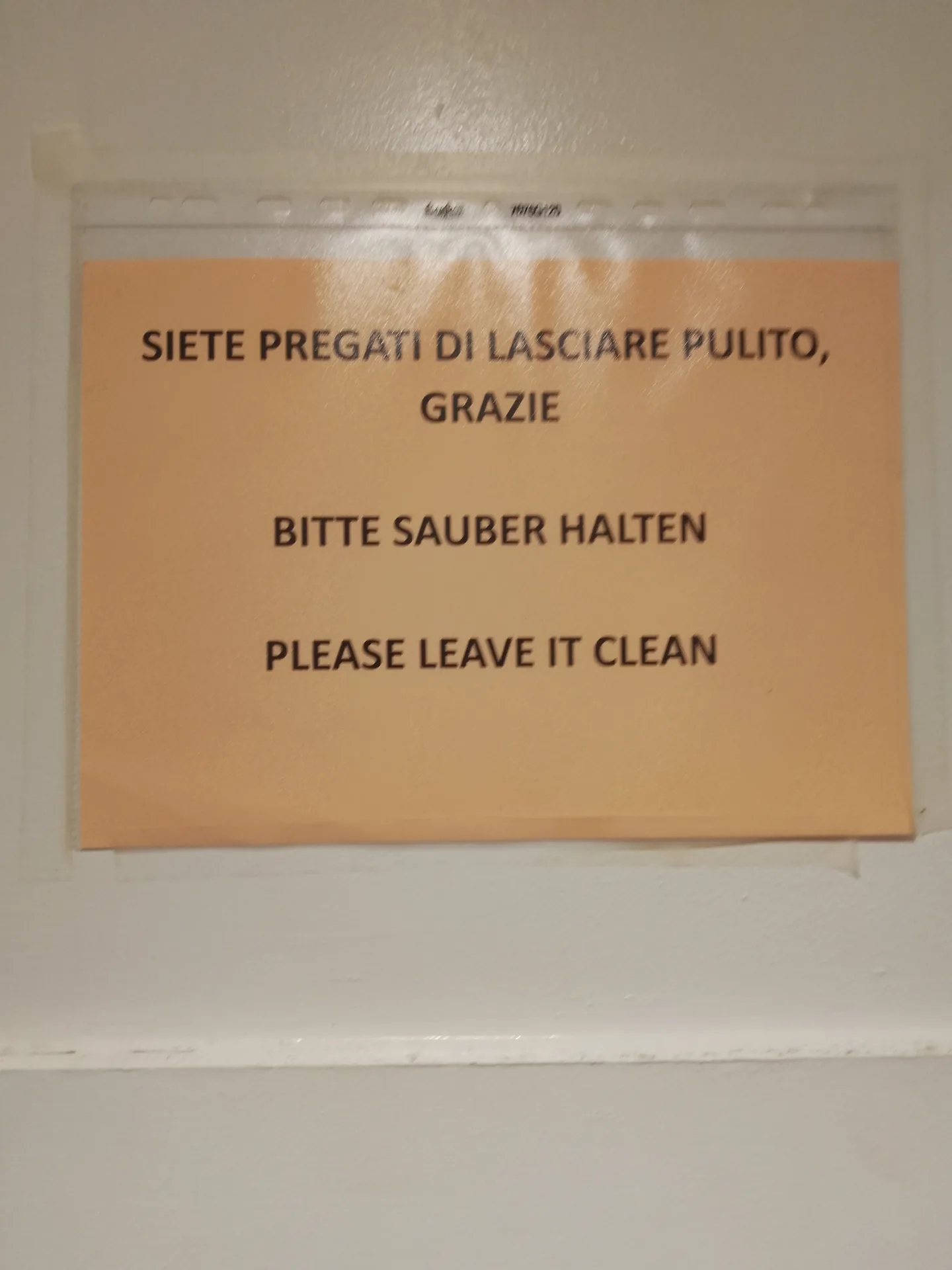 PLEASE LEAVE IT CLEAN 